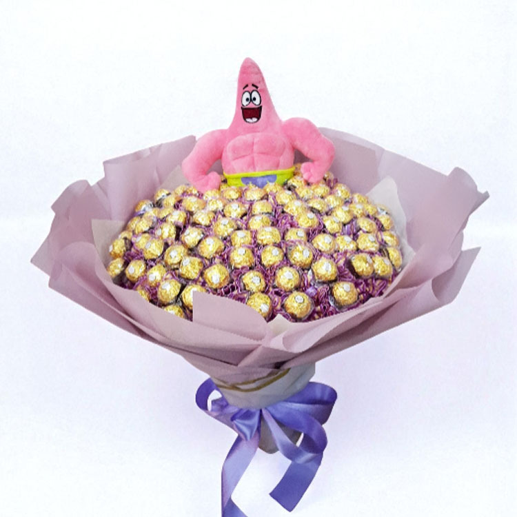 100支紫色派大星金莎花束,在桌上