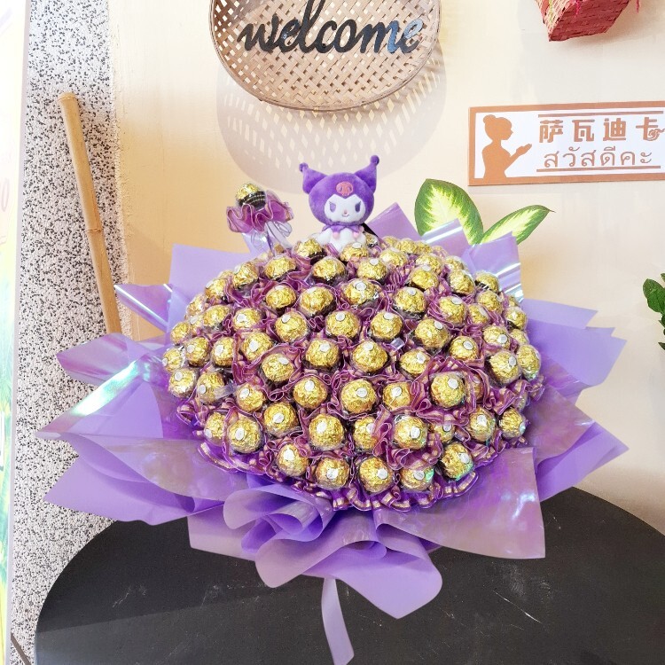 酷洛米金莎花束