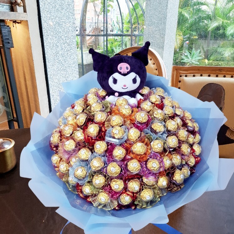 酷洛米金莎花束