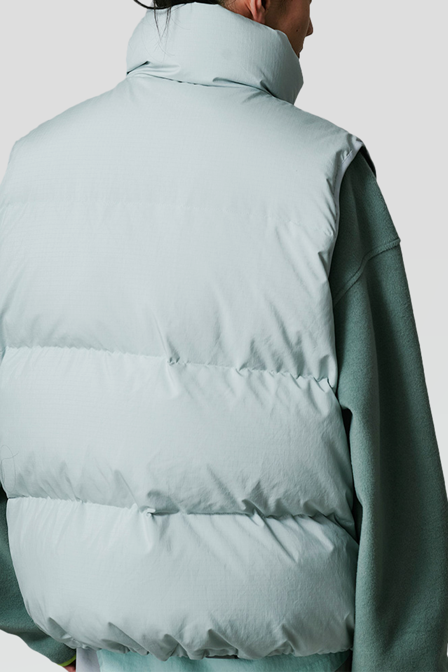 FACETASM｜FLOWING 立領弧形拉鍊背心外套