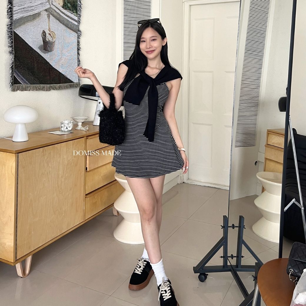 【DOMISS自訂】法式條紋小洋裝-配披肩 微辣小性感 氛圍感穿搭-2色(現貨)