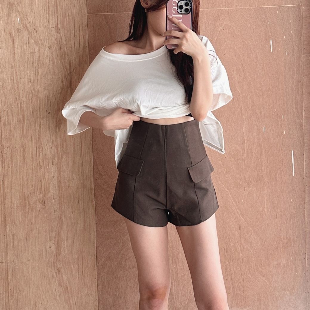 【百搭版型】DOMISS假口袋A字顯瘦西裝短褲 高腰短褲 高腰拉長腿型 女短褲 (現貨)
