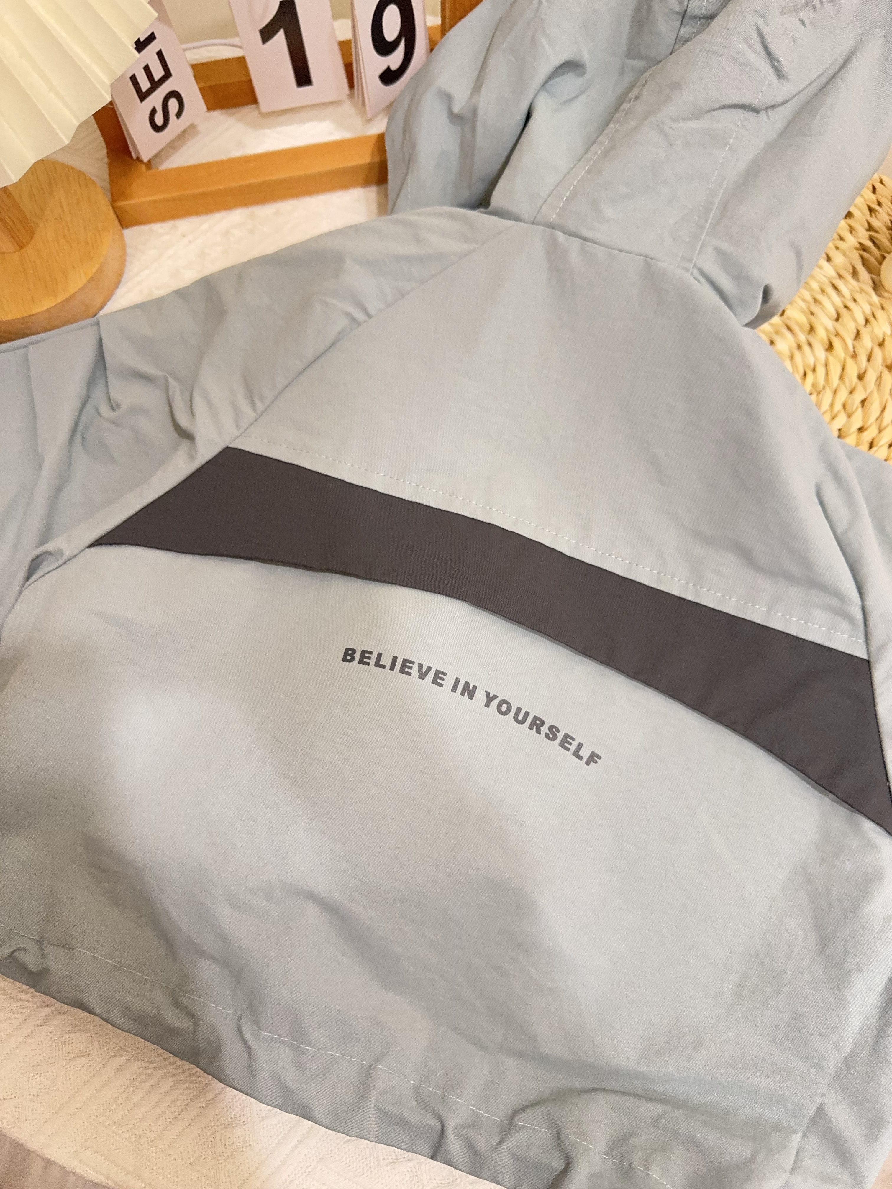 NH6666灰藍立體口袋抽繩外套c28