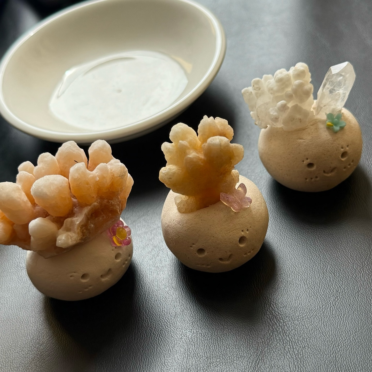 [原石] 爆米花石膏 / 氟鋁石膏 小晶靈