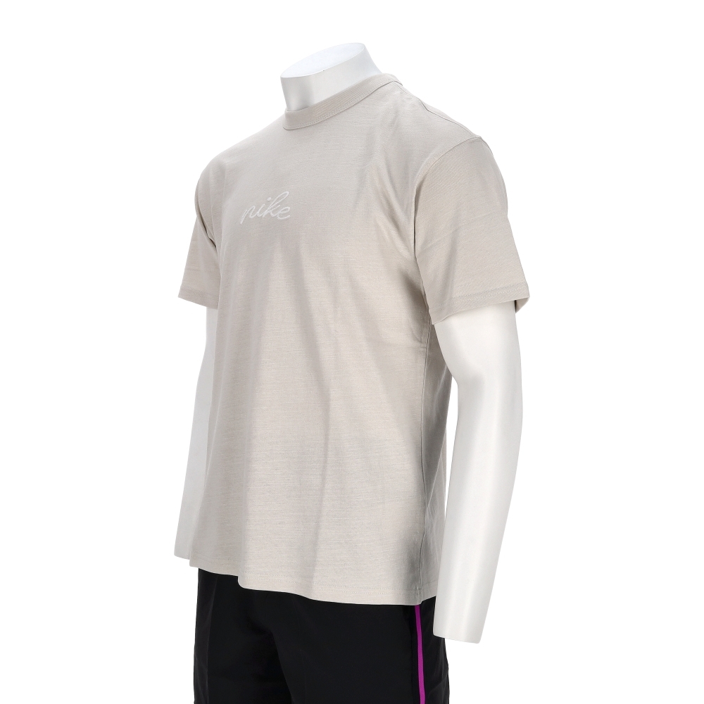 Nike As M Nsw Tee Ssnl Pre Ess Fh25 男款 淺卡其色 休閒 短袖 HQ9239-072