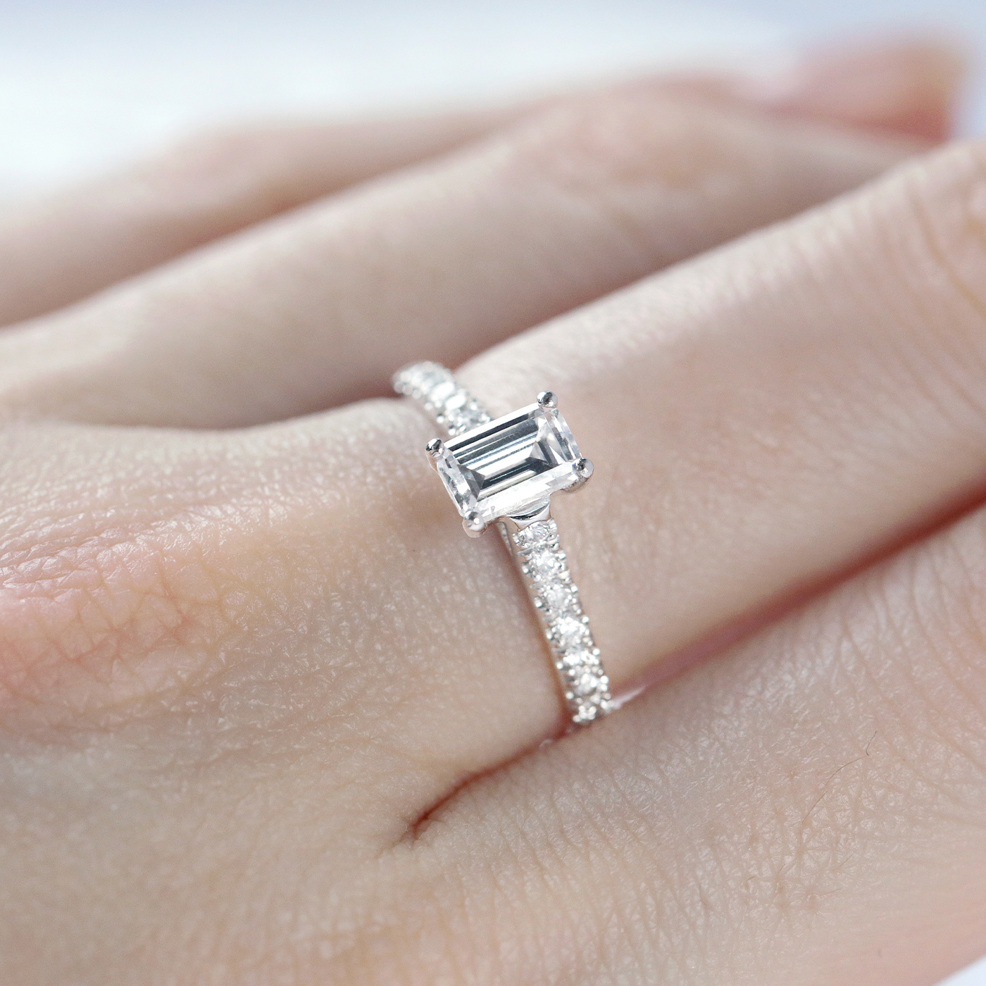 碧霧晨曦 － GIA50分鑽石戒指