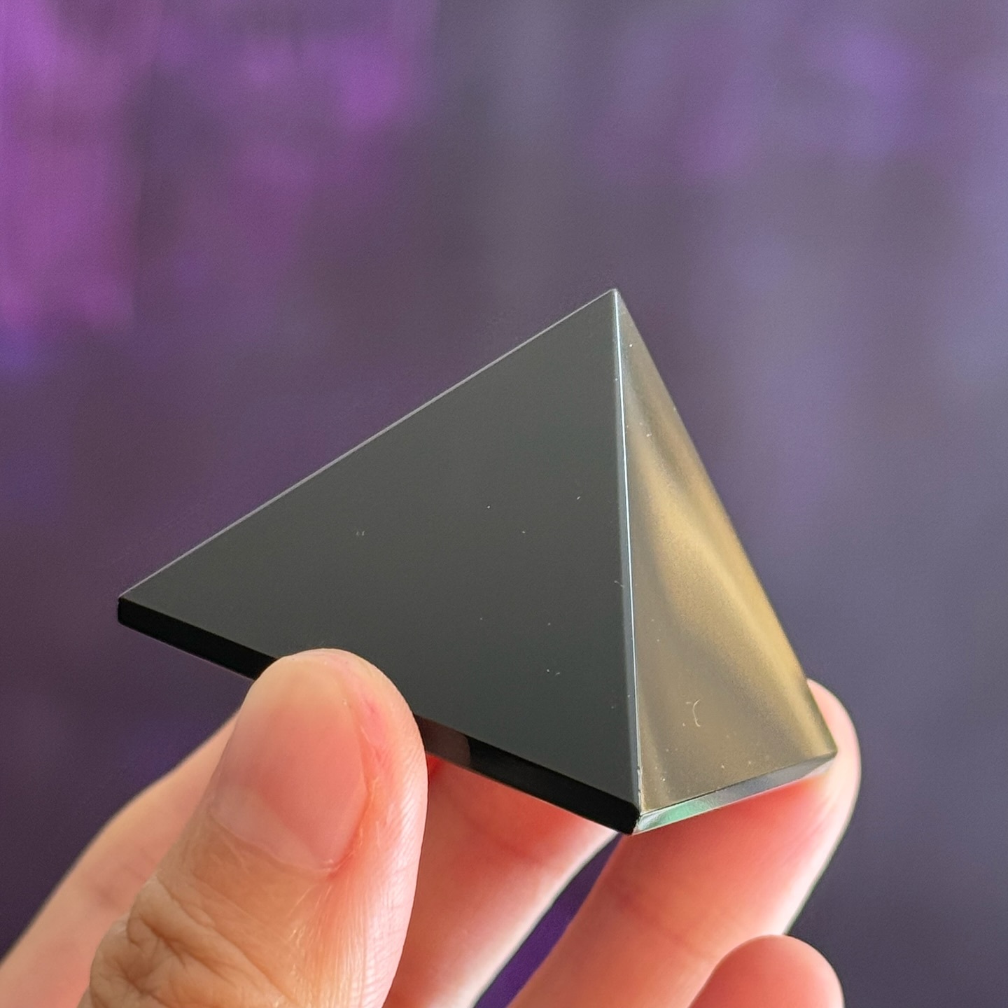 [原石] 黑曜石金字塔