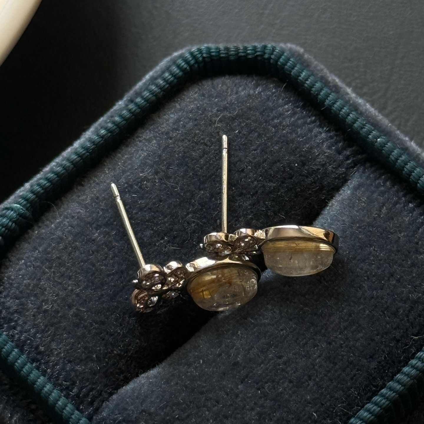 [原石] 鈦髮晶 / 鈦晶 925銀耳環 水晶耳環