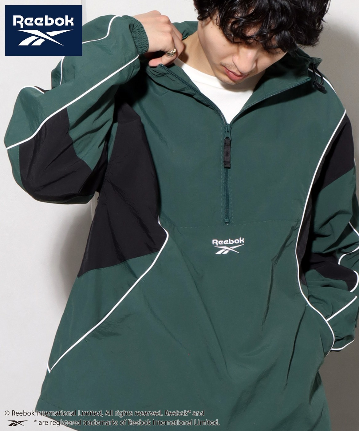 #預購 日本限定 Reebok 半拉鍊 尼龍 連帽 風衣外套 四色