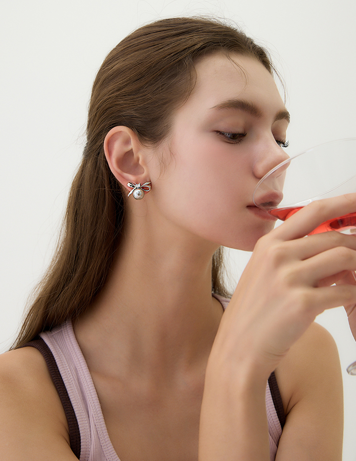 銀河圓珠蝴蝶結。夾式耳環