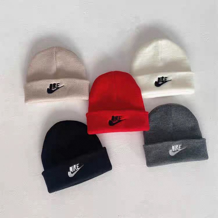 廠單 Nike針織毛線帽