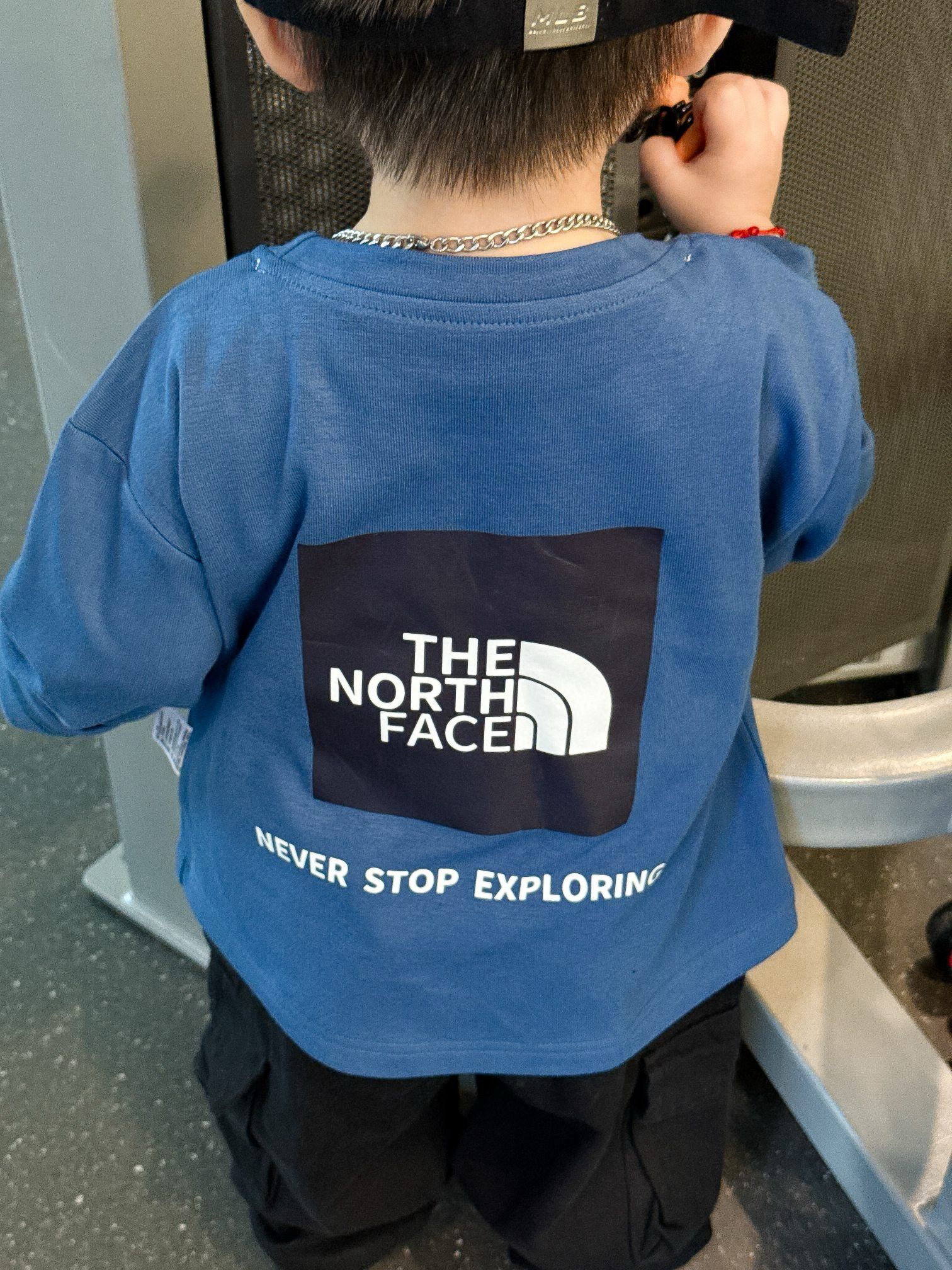 廠單 TNF 羊毛拉架長袖