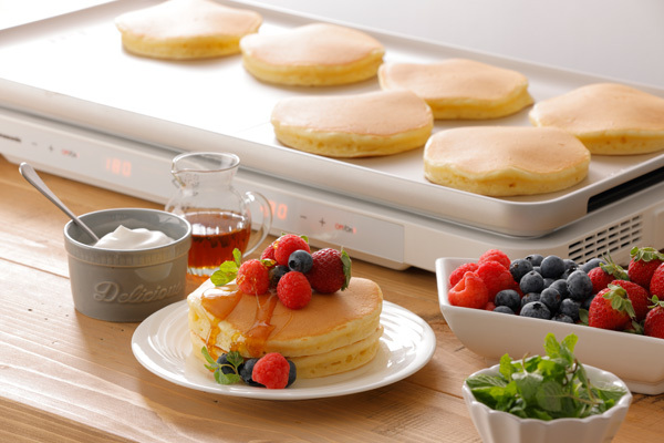 【全球配送 】日本Panasonic 松下聚嗨盤多功能鍋M1電烤盤｜進口商品