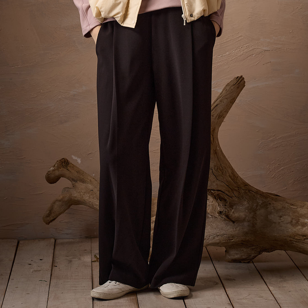 PIPPY 舒適低調打褶寬口長褲 黑