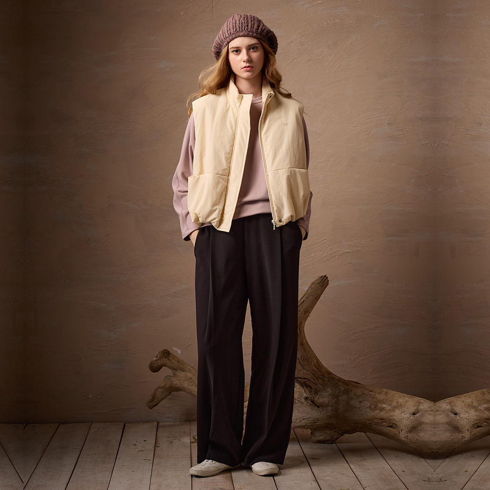 PIPPY 舒適低調打褶寬口長褲 黑