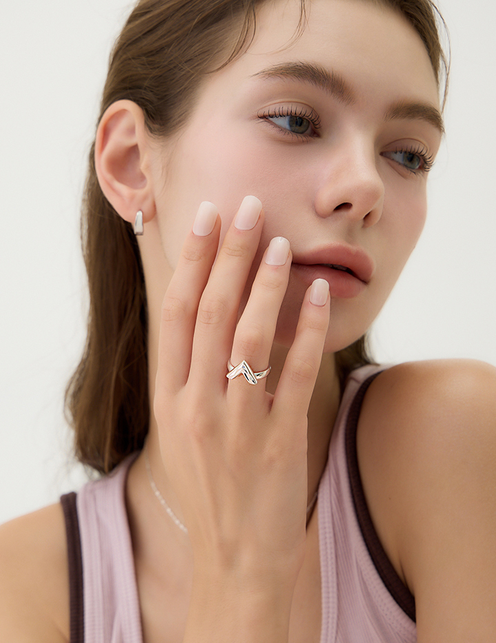 【925純銀】極簡率性V字可調式戒指