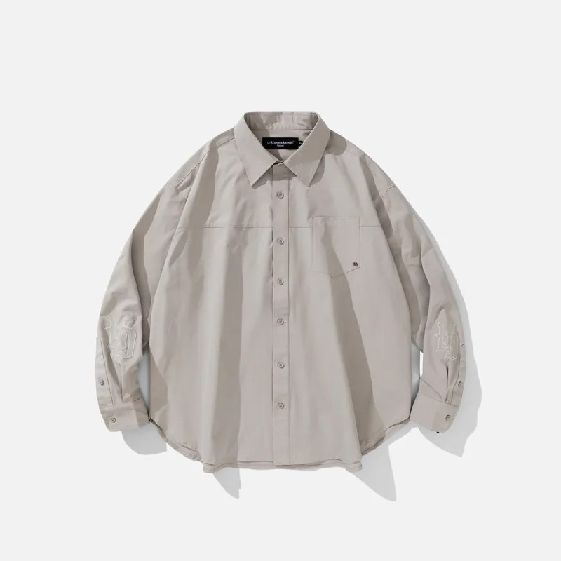 未知領域 CW1874 Gothic LOGO Shirt