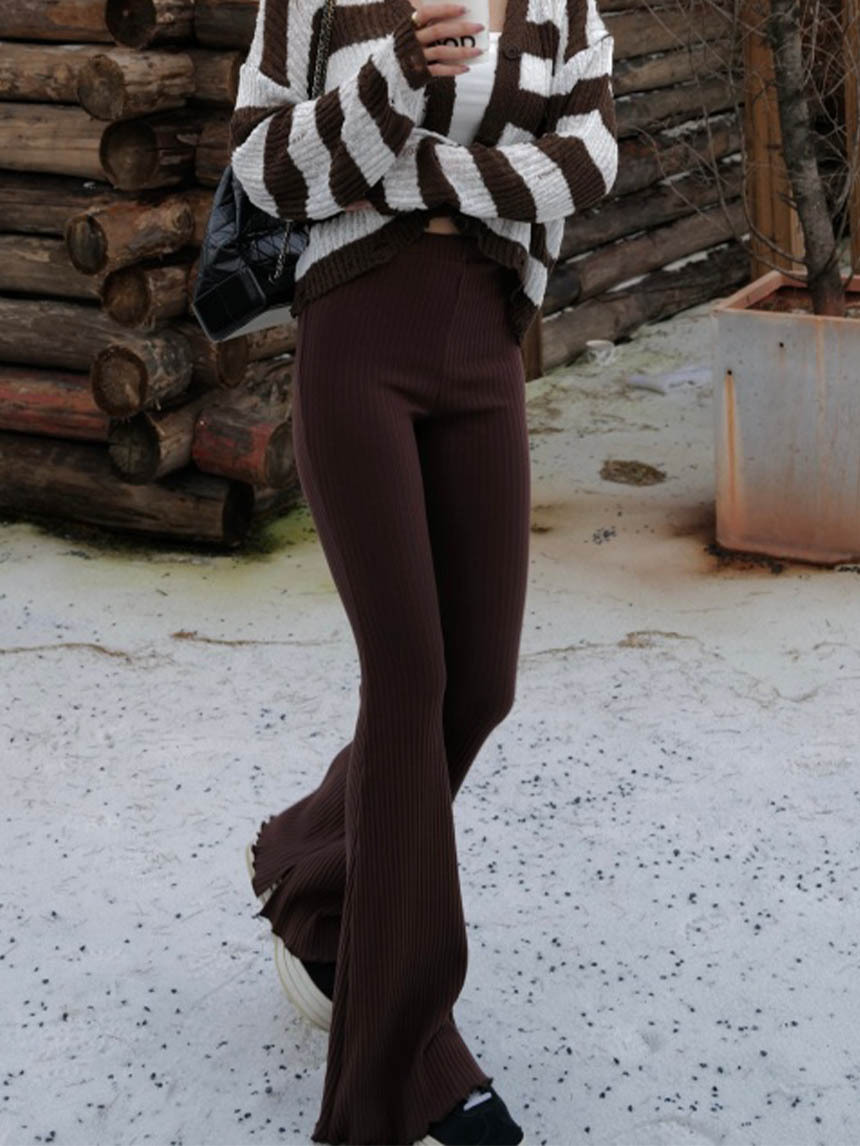 瘦腿大神器！緊實拉長神褲！坑紋喇叭褲*3色