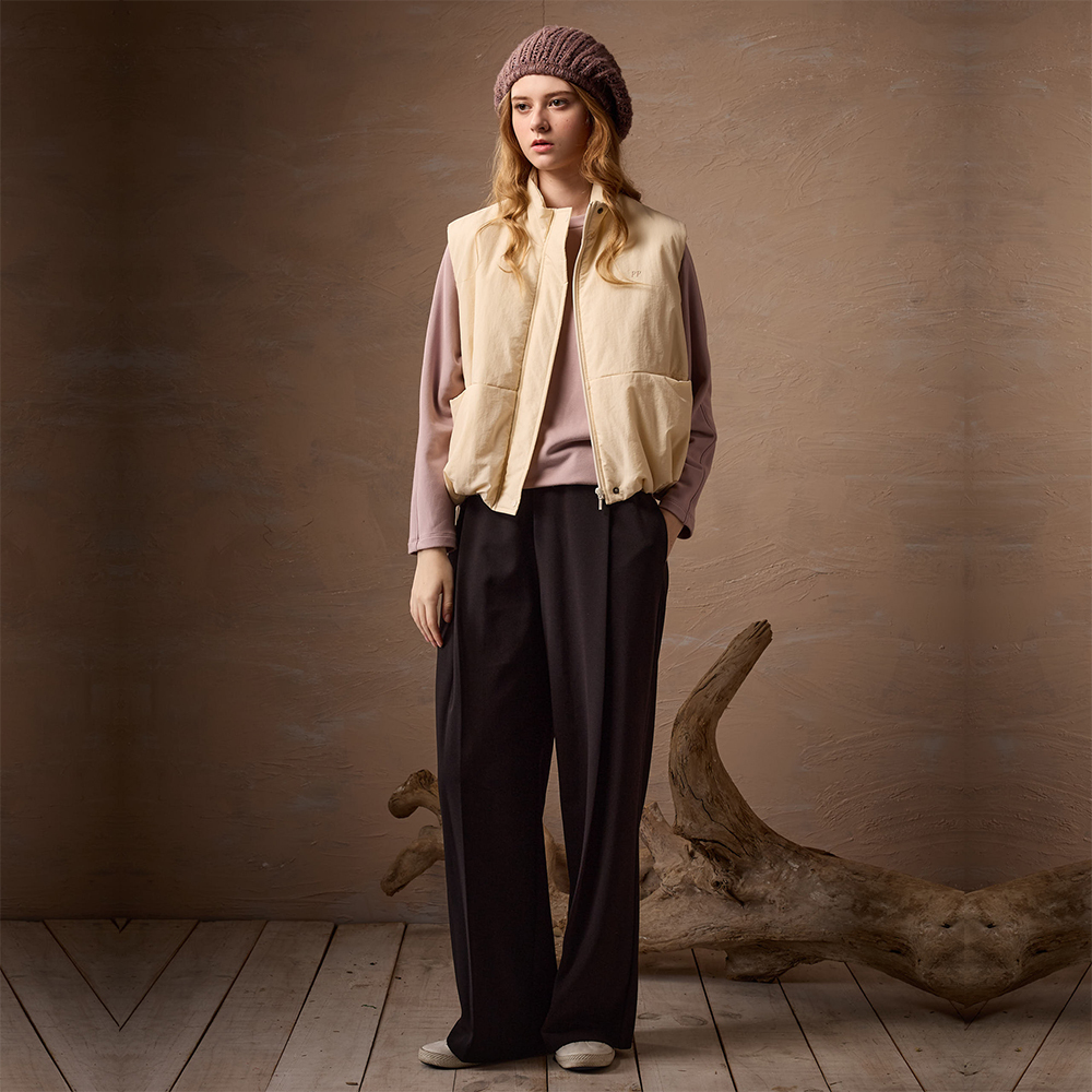 PIPPY 俐落立領麵包風衣鋪棉背心 米