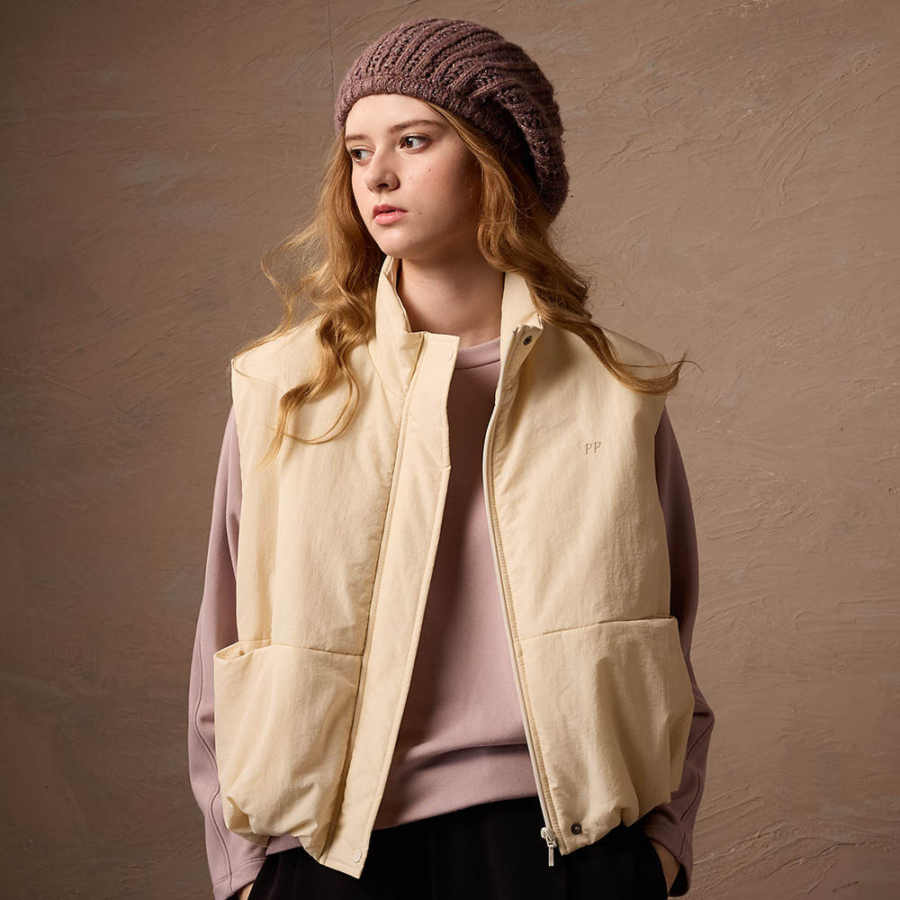 PIPPY 俐落立領麵包風衣鋪棉背心 米