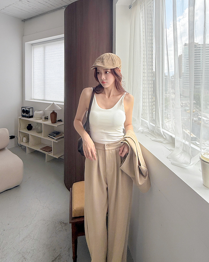 LINA LINA日常方程式純色細肩帶舒適BRA TOP-簡約白