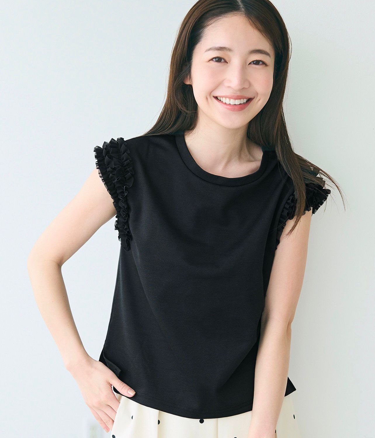 【預購】JN093005 coca 荷葉邊袖背心