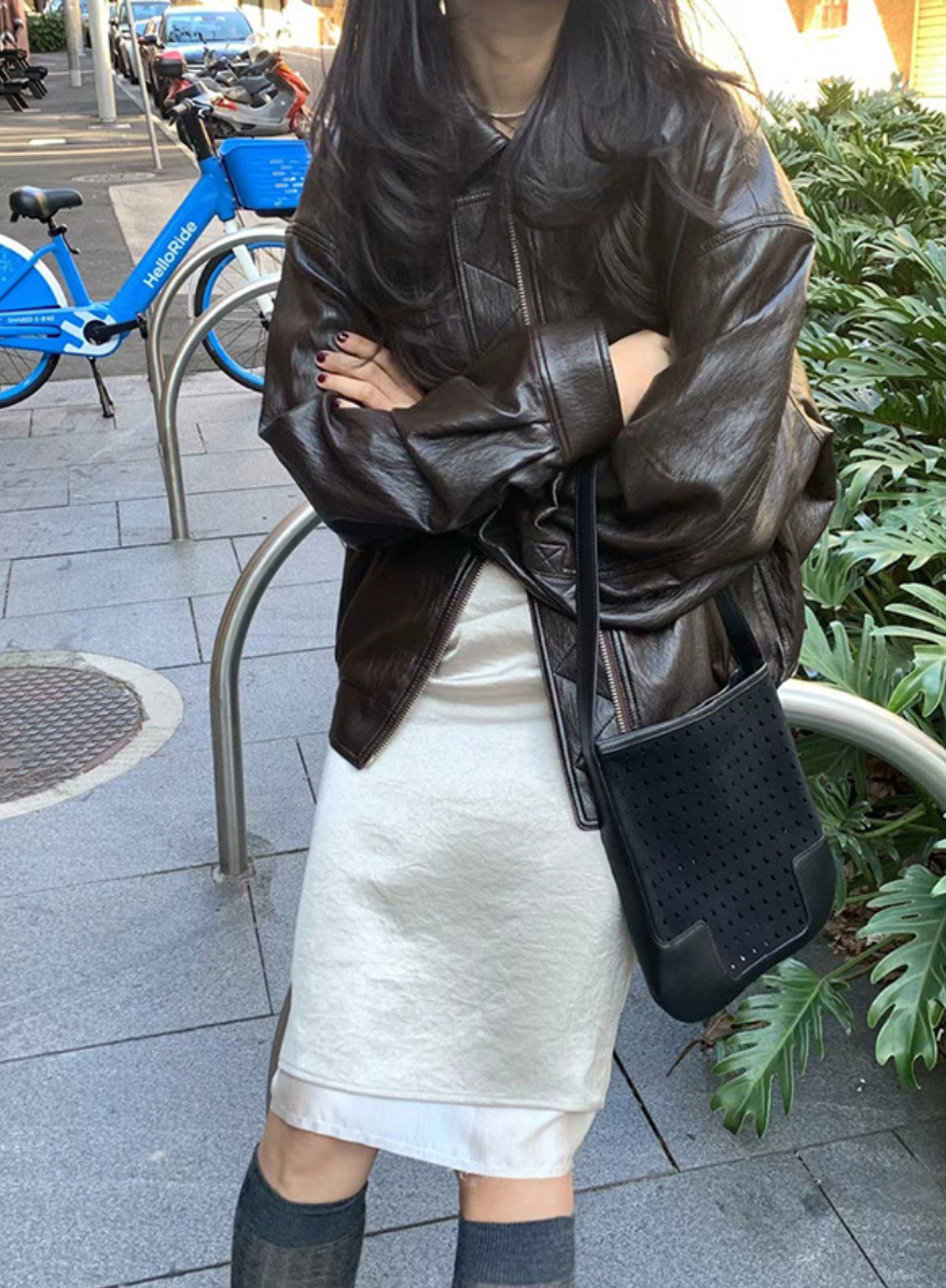 ᴷᴼᴿᴱᴬ 🇰🇷 Underson復古膨鬆俏皮率性感皮衣外套(兩色)