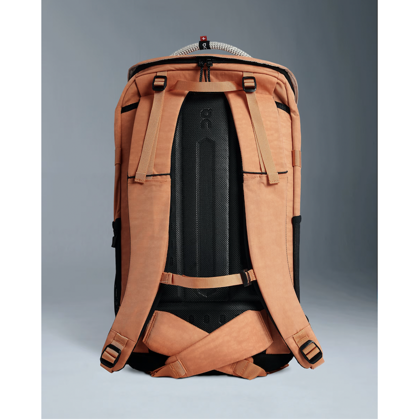 日本 On Running Speed Pack 24L Elite 背包