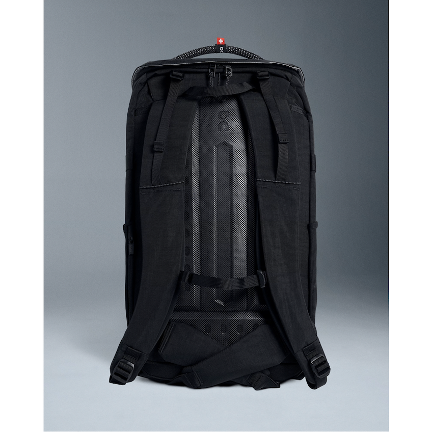 日本 On Running Speed Pack 24L Elite 背包