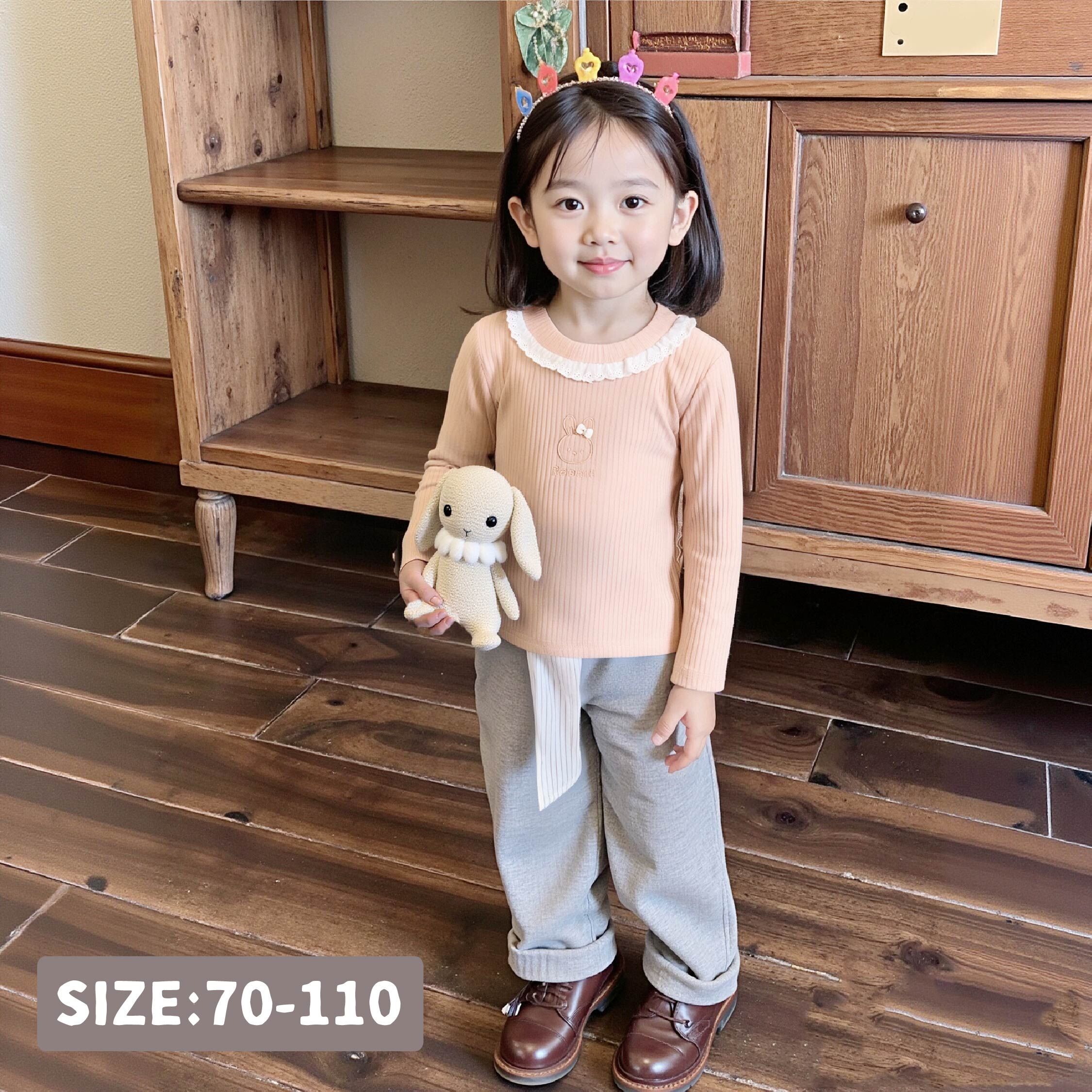 【H55309】粉嫩兔兔坑條紋上衣/內搭衣