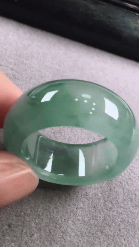 920330 翡翠扳指 (內直徑 21.3mm)