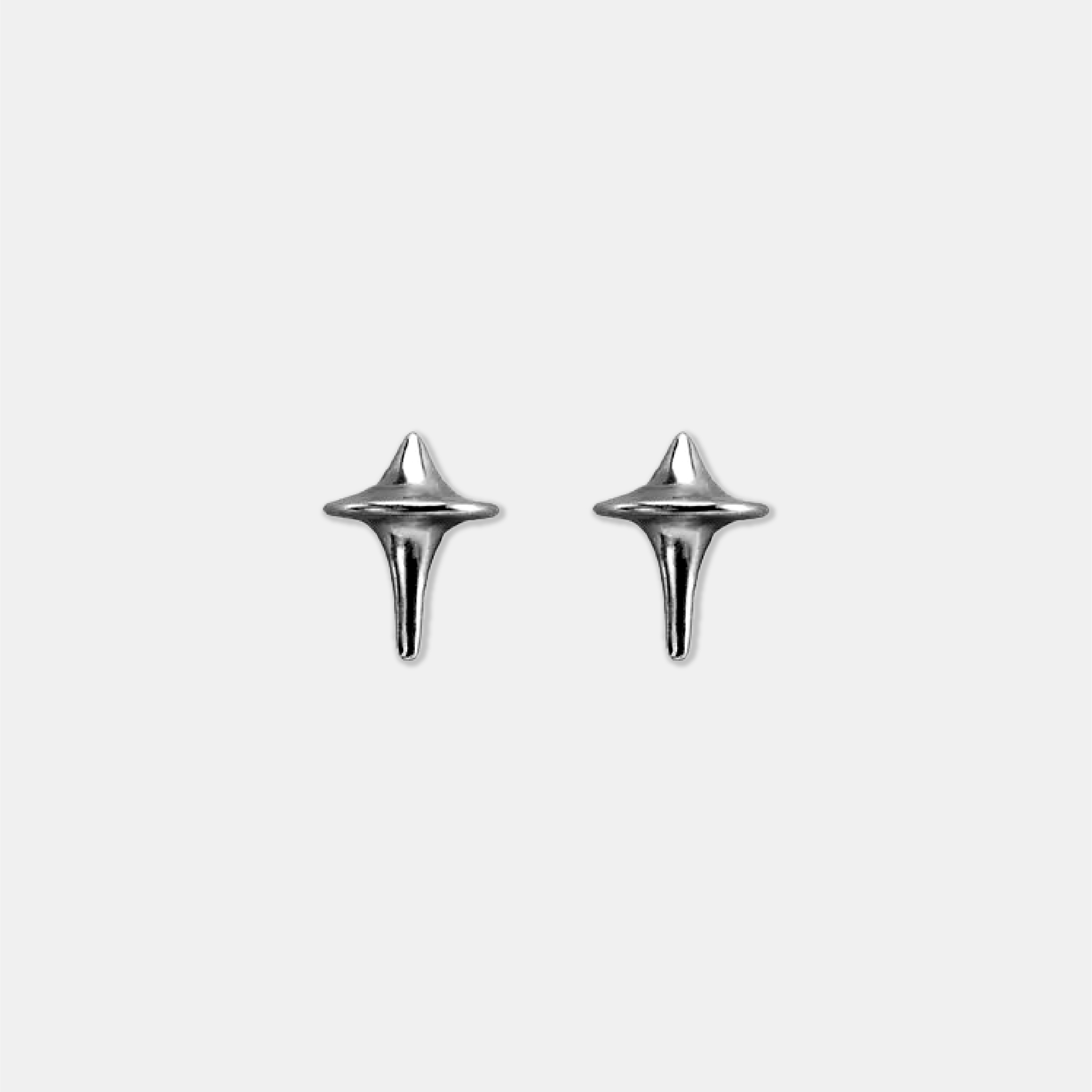 COMA SPINTRACE EARRING Antique Silver