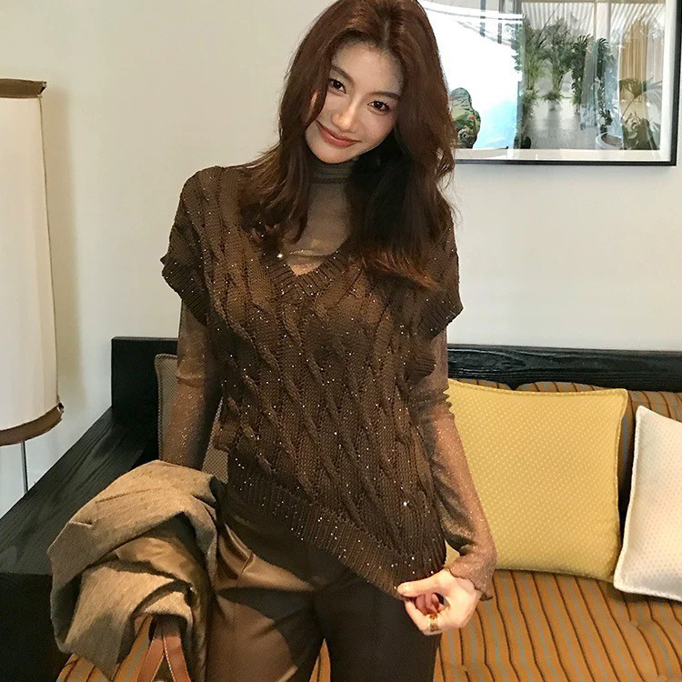巧克力色微閃亮片V領麻花針織上衣-S-L (Elegant & Love)