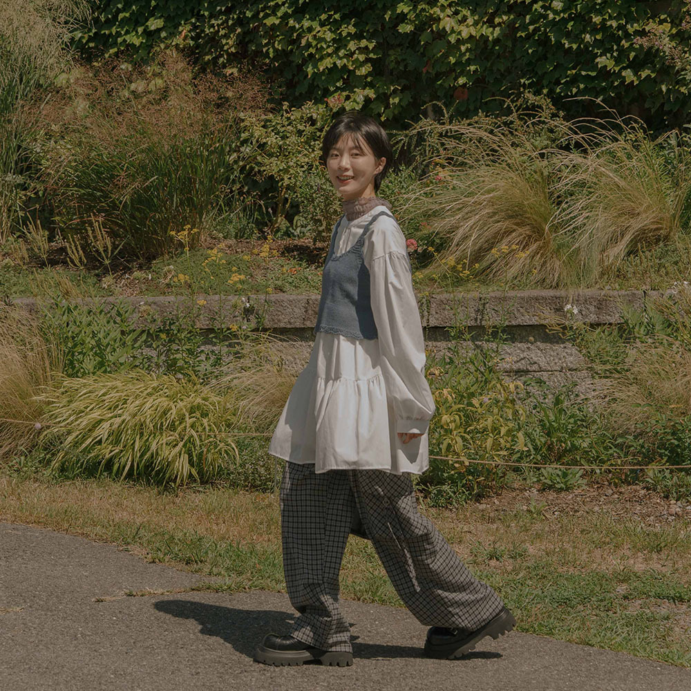 Wrinkled ruffled sheer high collar long sleeve top (seven colors available)S/M【01099136】in stock+pre-order