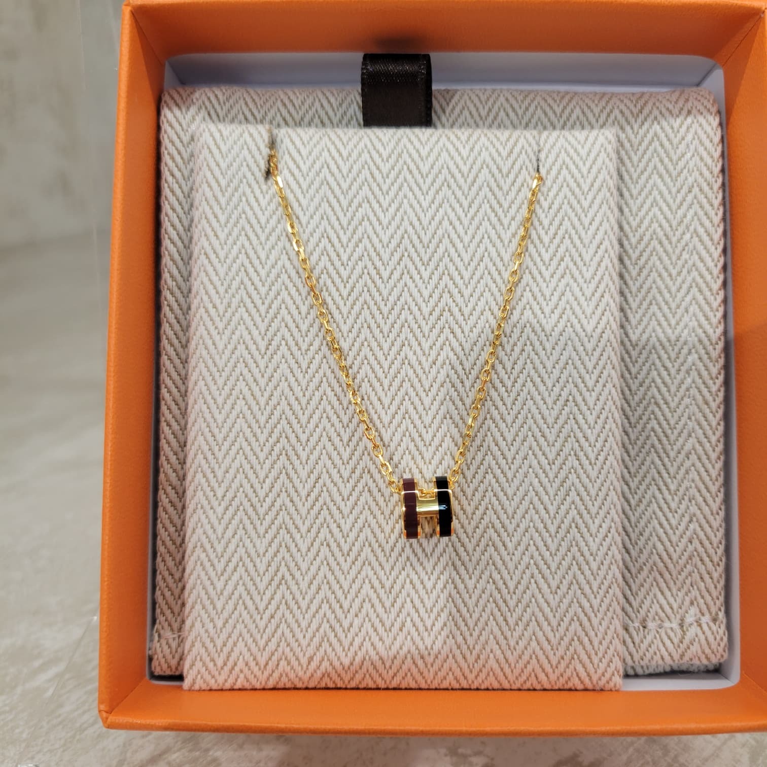 HERMES MINI POP H PENDANT GALAXIE F (2 TONE) 55愛馬仕紅 / 黑色 拼金