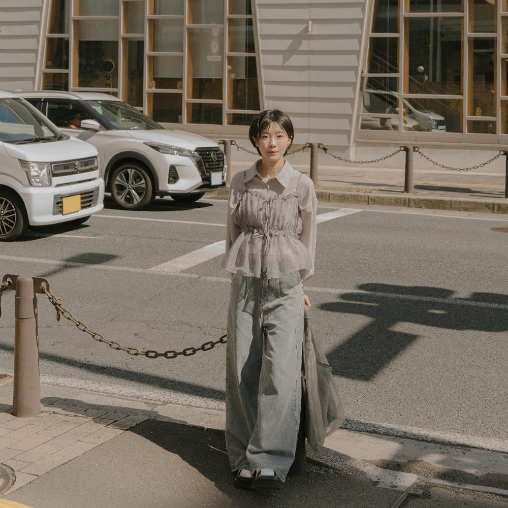 Ruffled double-strap sheer spaghetti-shoulder vest (four colors available)【01099209】in stock+pre-order