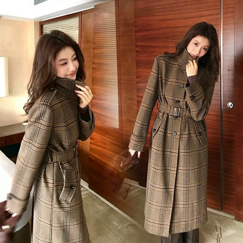 附腰帶格紋翻領立領長版大衣外套-S-L (Elegant & Love)