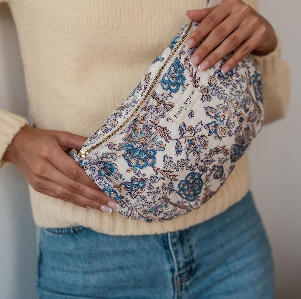 琪拉天際藍花鑲淡雅橘| 單肩包