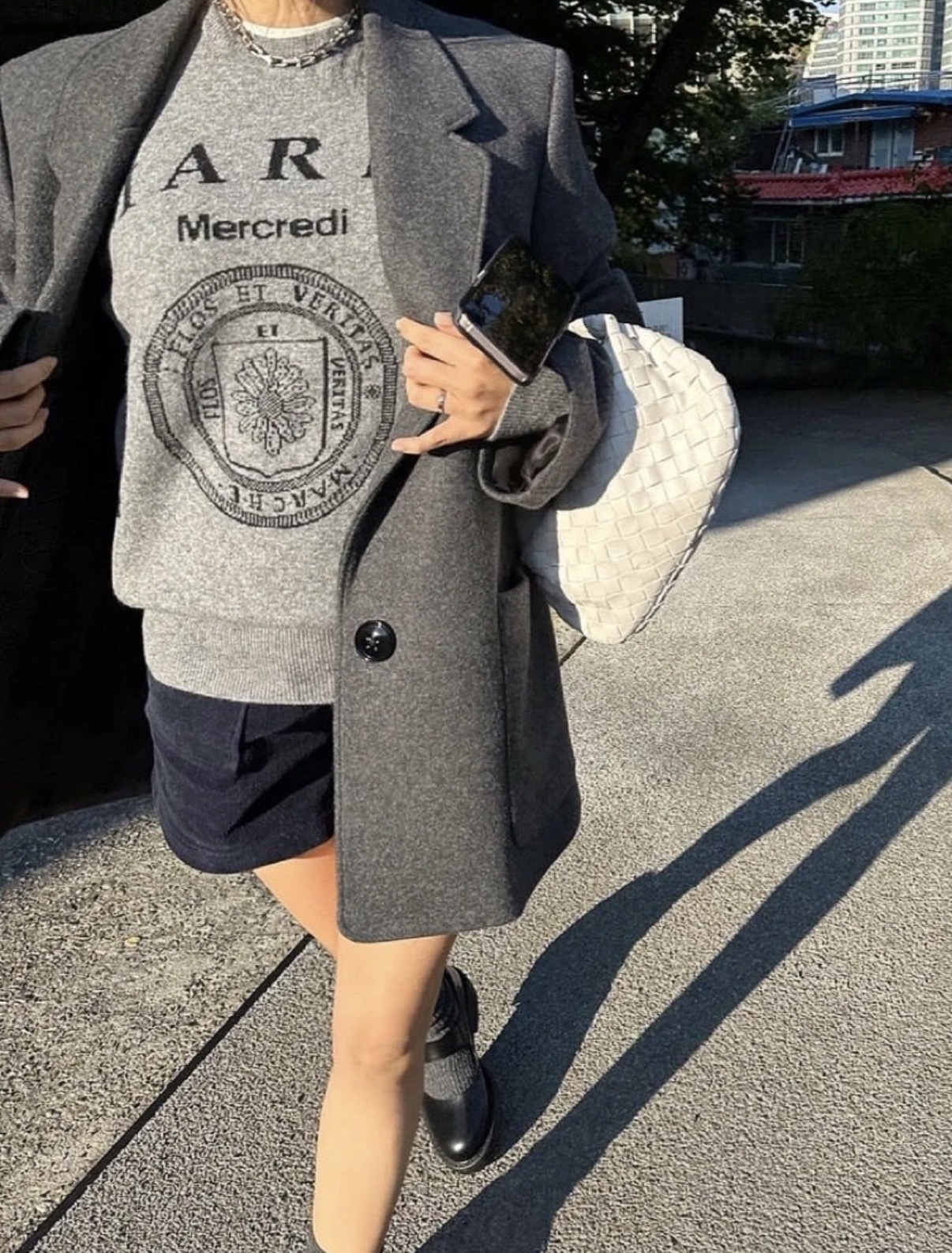 MARDI MERCREDI 徽章圓領毛衣 深灰色