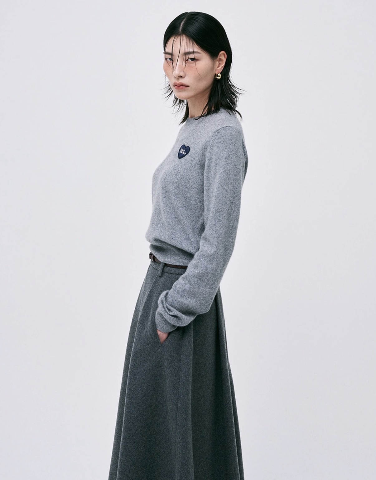 MARDI MERCREDI FW24 V領短款心形字母長袖毛衣 女款 灰色