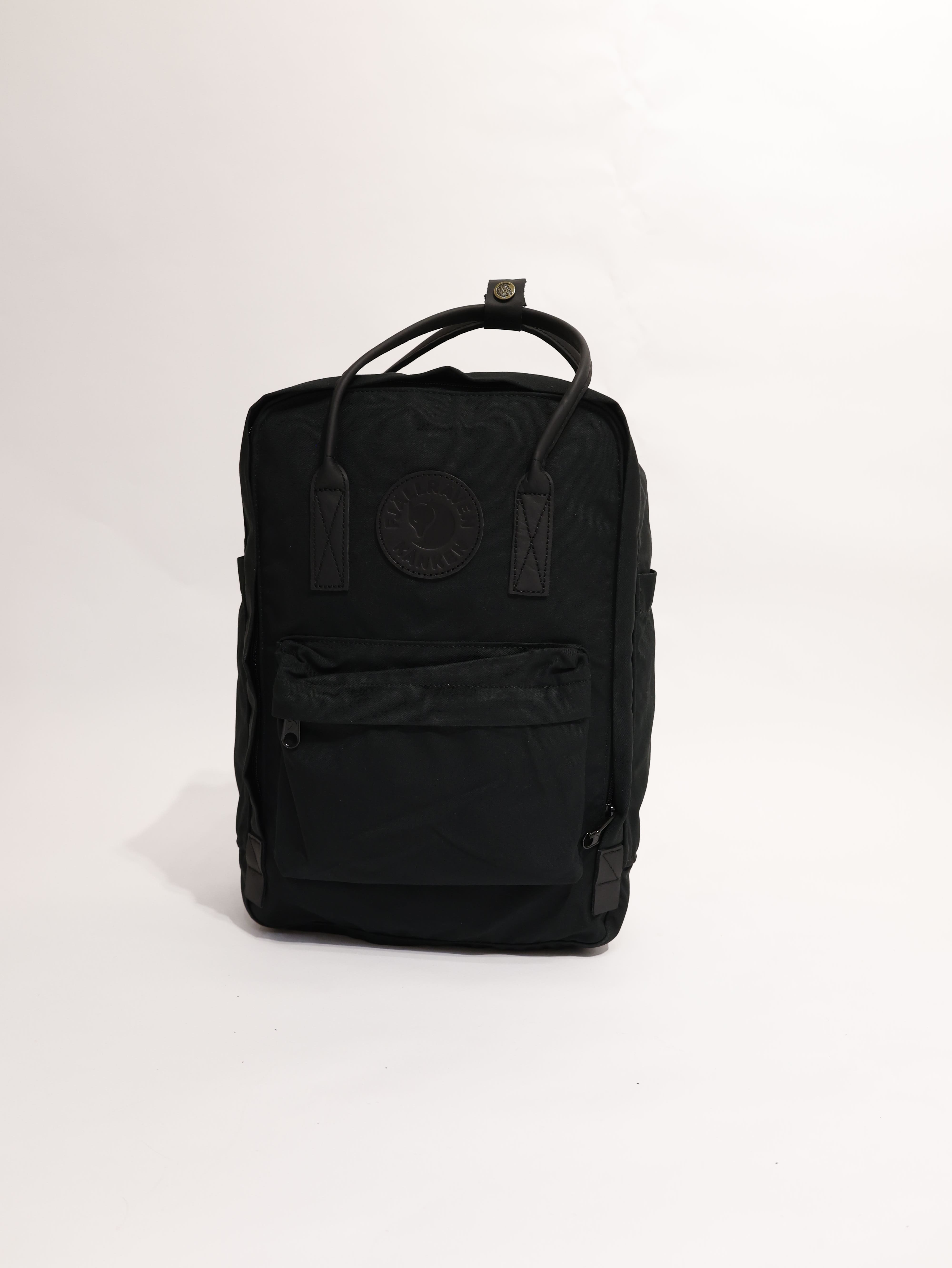 FJALLRAVEN 小狐狸 Kanken No.2 Laptop 15 全黑 15吋筆電背包 FR23804