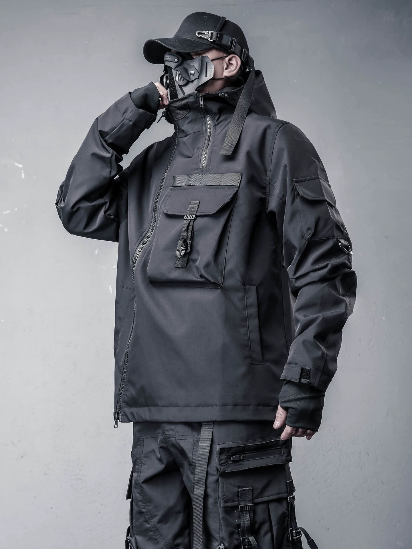 𝙏𝙀𝘾𝙃𝙒𝙀𝘼𝙍 重工機能連帽衝鋒衣