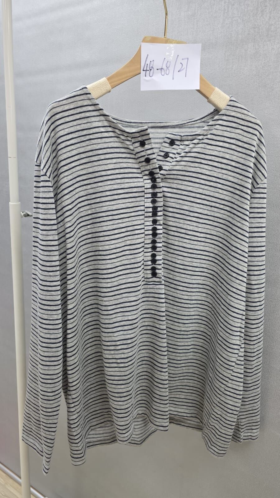 Cf612橫間開胸扣钮tee  胸48-68  長27