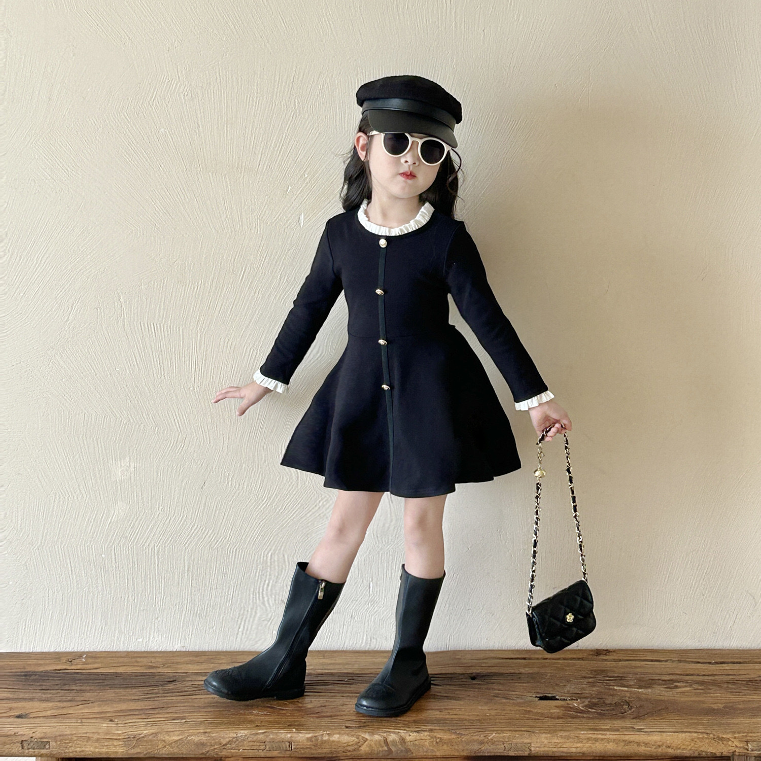 高級感赫本風小黑裙