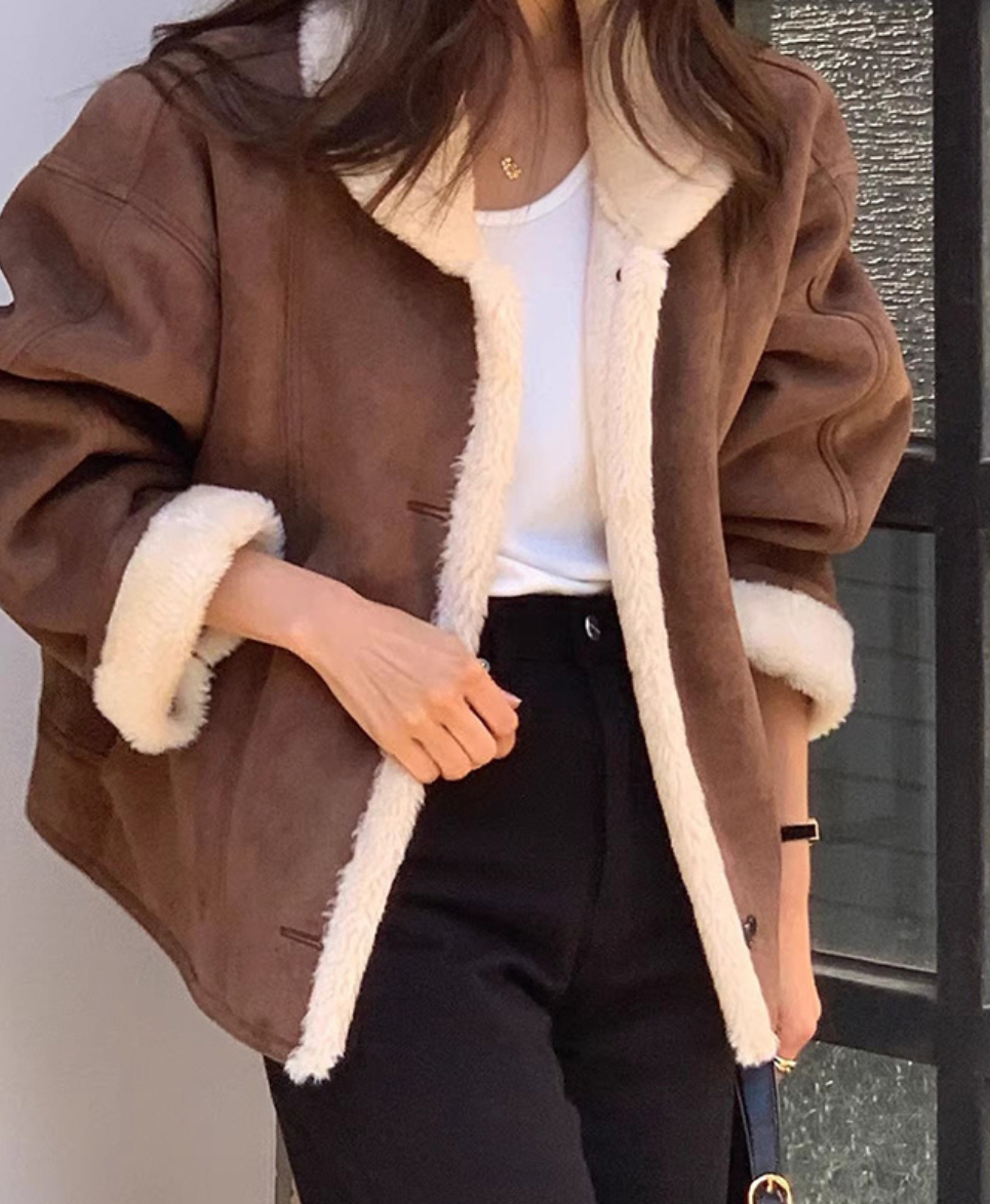 ᴷᴼᴿᴱᴬ 🇰🇷 設計師品牌秋冬必買溫暖柔軟甜酷感羊羔毛外套