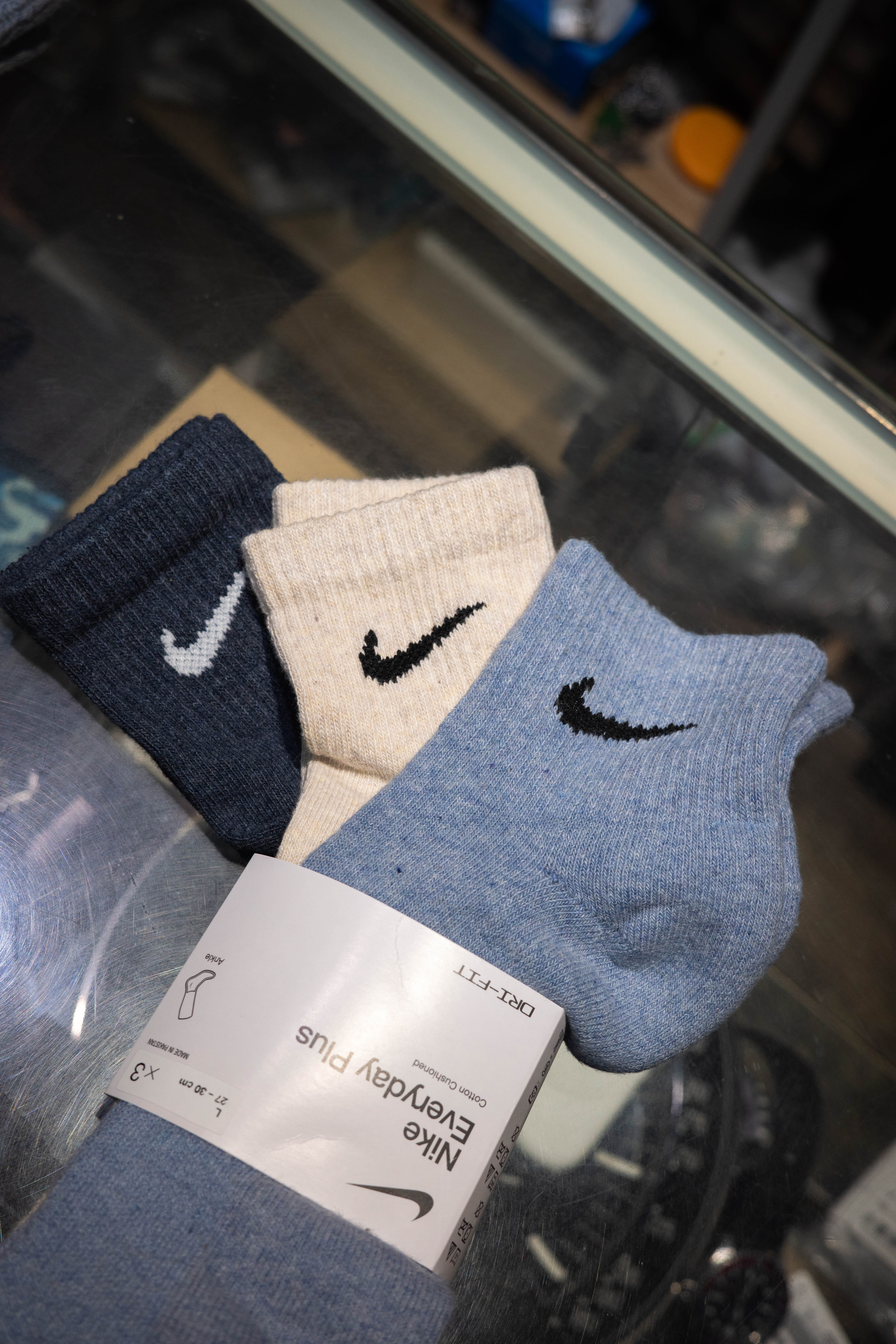 NIKE EVERYDAY PLUS Dri-FIT LOGO  蘭迪色系 霧藍/深藍/米色 三雙一組 SX6890-901