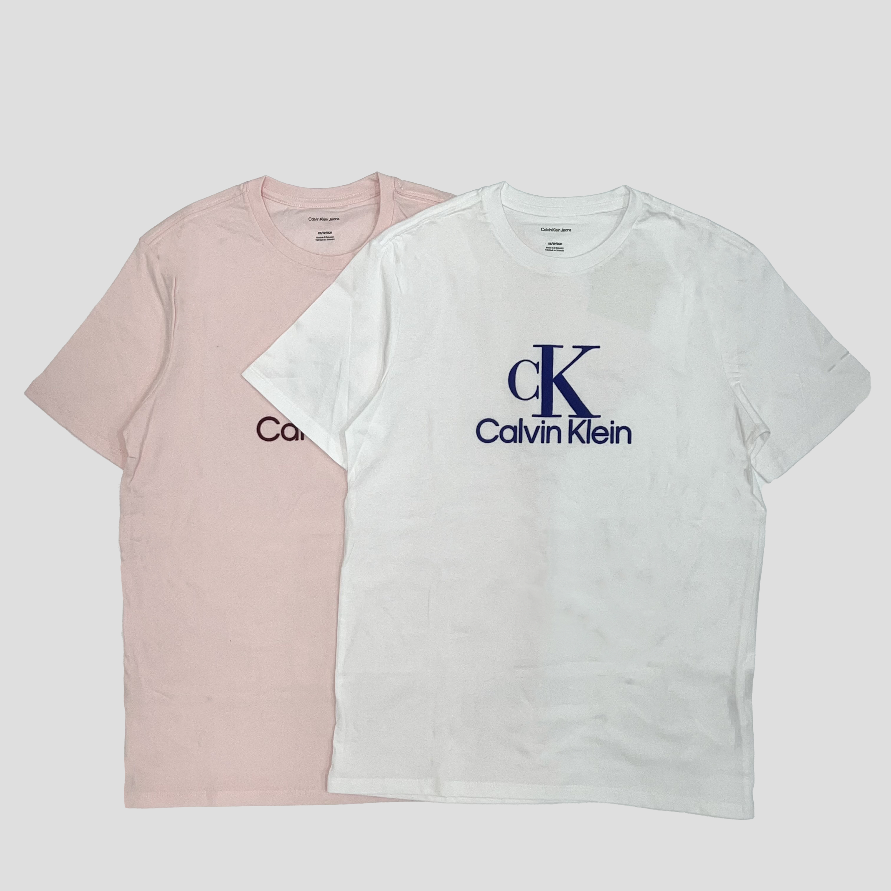 Calvin Klein 植絨大LOGO T-shirt