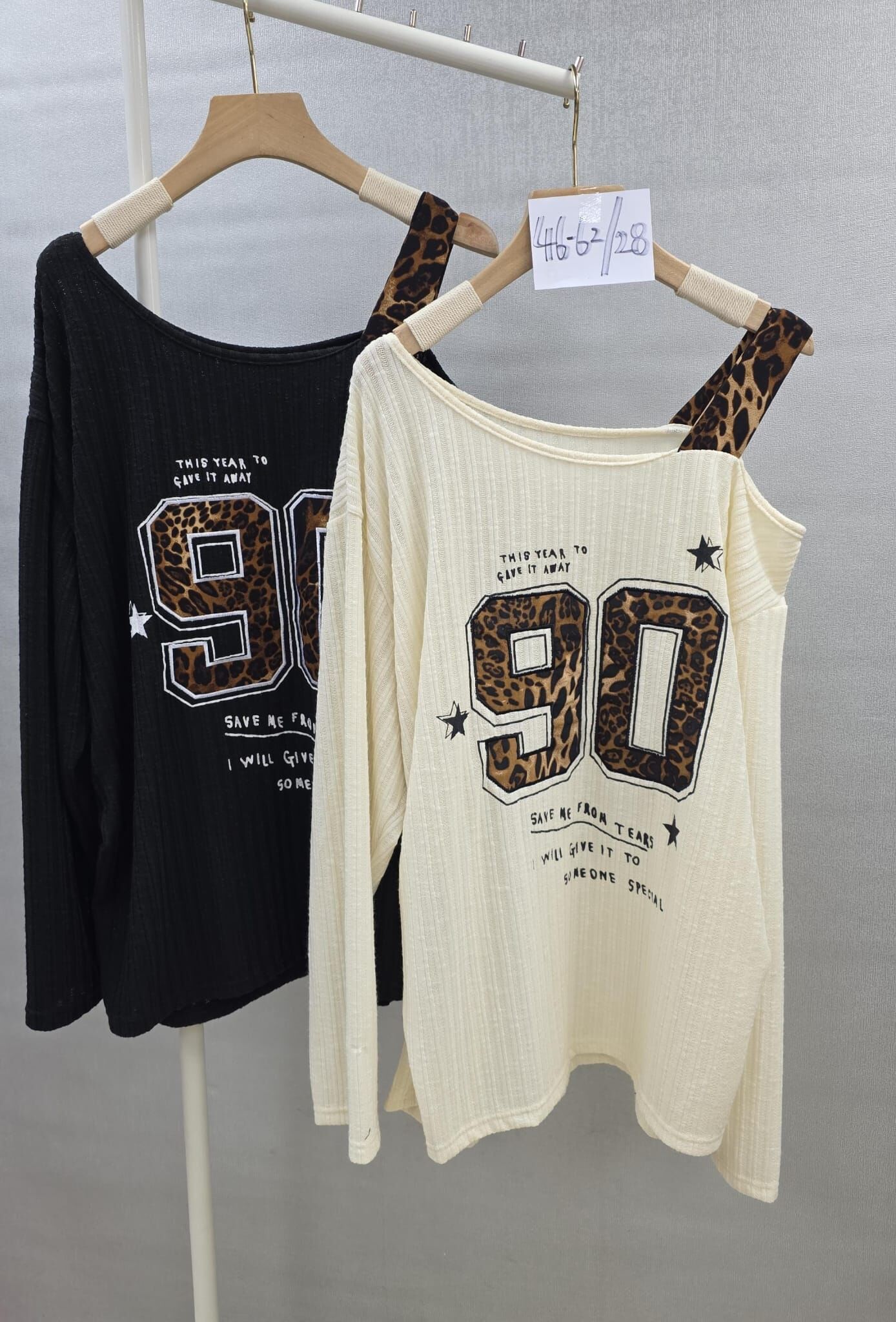 Cf621  數字90淨色拼豹紋tee   胸46-62  長28