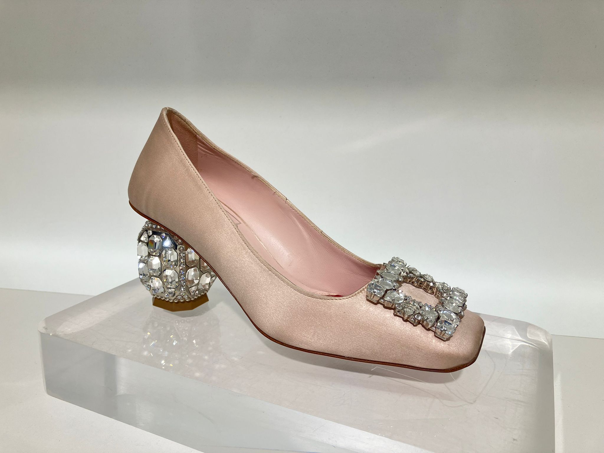 Roger Vivier RV Jewel heel rhinestone buckle heels Nude