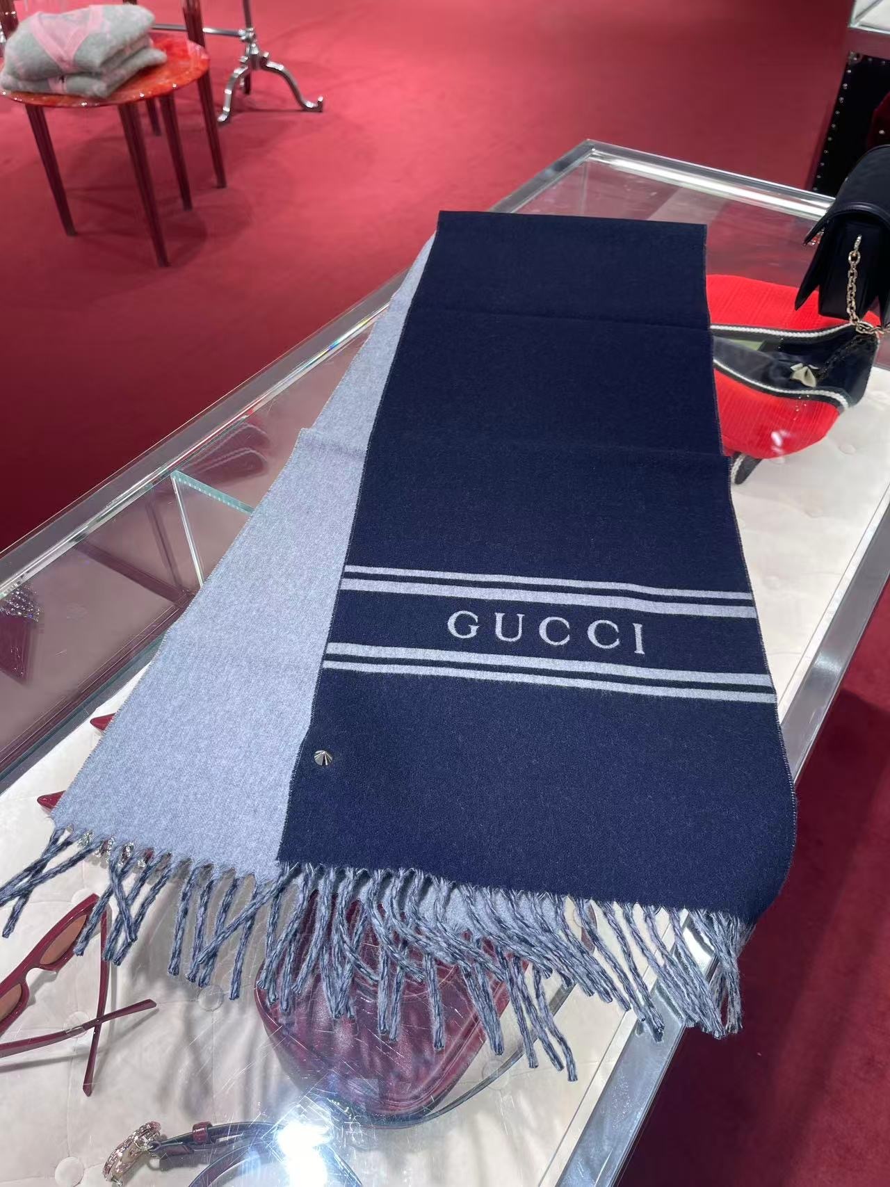 Gucci colly wool cashmere scarf navy 37*220cm 795304